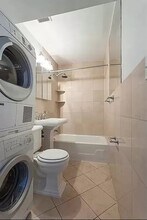 232 Elizabeth St in New York, NY - Building Photo - Building Photo