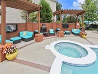 Building Photo - Reserve at Park Place Apartment Homes in Hattiesburg, Mississippi