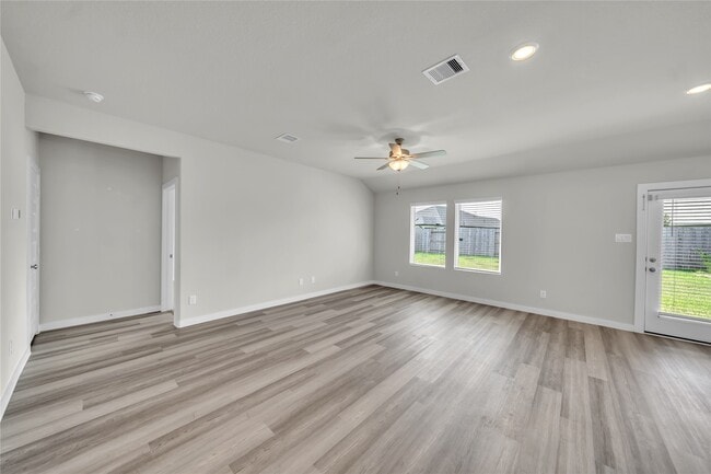 property at 6338 Buffalo Bnd Ln