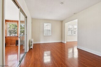 159 Harrison St in Bloomfield, NJ - Building Photo - Building Photo