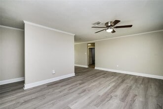 12906 Kings Manor Ave in Hudson, FL - Building Photo - Building Photo