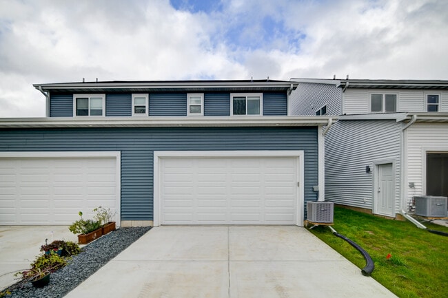 4783 Suelo Rd in Fitchburg, WI - Building Photo - Building Photo