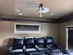 5327 N Red Hills Pl in Meridian, ID - Building Photo - Building Photo