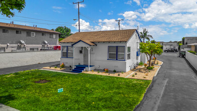 15746-15750 Ryon Ave in Bellflower, CA - Building Photo - Building Photo