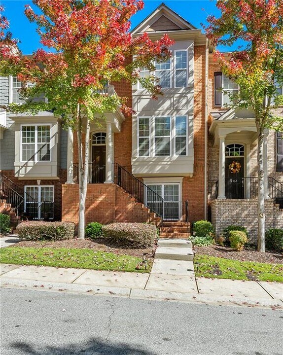 2167 Weldonberry Dr in Atlanta, GA - Building Photo