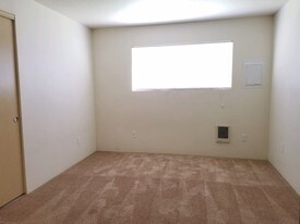 Crown Ridge Apartments