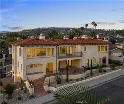 1699 Calle De Los Alamos in San Clemente, CA - Building Photo