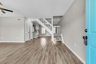 5737 Dewsbury Ln in North Charleston, SC - Building Photo - Building Photo