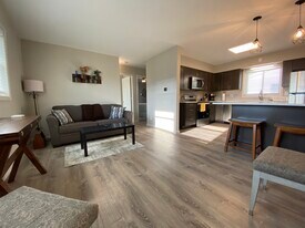 1601 University Dr, Unit 1601