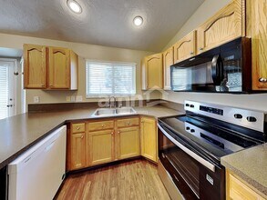 771 S 900 E in Spanish Fork, UT - Building Photo - Building Photo