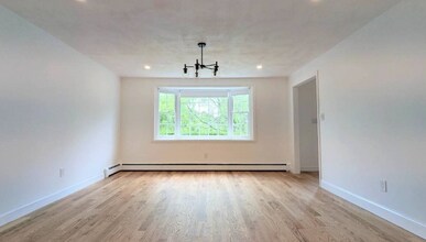 23 Allen St in Lexington, MA - Building Photo - Building Photo