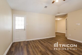13138 Crystal Cove Dr in Houston, TX - Building Photo - Building Photo