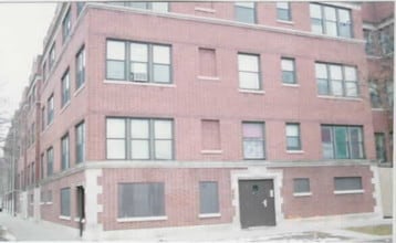 7653-7659 N Bosworth Ave in Chicago, IL - Building Photo - Building Photo