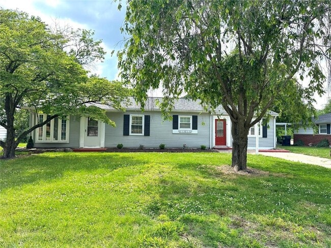 property at 9 Crossroad Dr