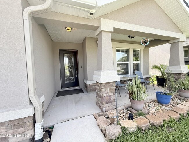 2715 Salt Lake Dr in Jacksonville, FL - Building Photo - Building Photo