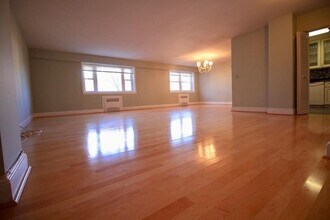 131 Sewall Ave, Unit 48 in Brookline, MA - Building Photo - Building Photo
