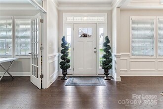 9604 Rayneridge Drive in Huntersville, NC - Building Photo - Building Photo