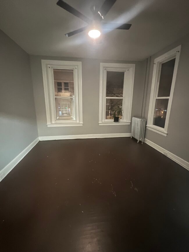 243 N Queen St, Unit 2B