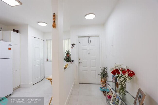 property at 9560 Weldon Cir