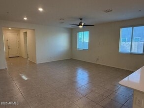 21288 W Yale St in Buckeye, AZ - Foto de edificio - Building Photo