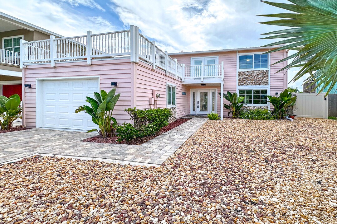 2648 S Central Ave in Flagler Beach, FL - Building Photo
