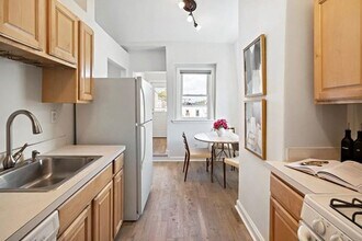 264 Webster St, Unit #3 in Boston, MA - Building Photo - Building Photo