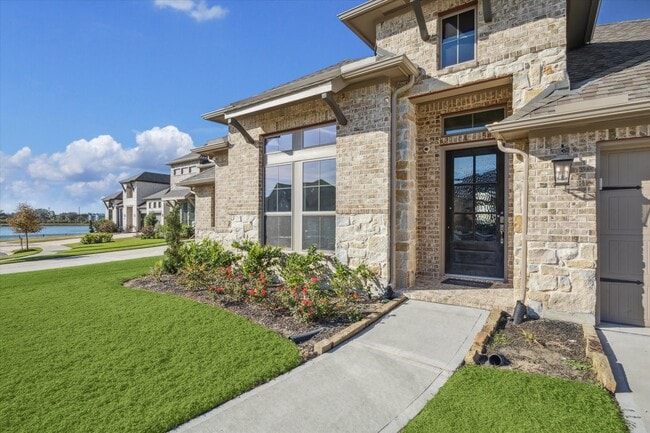 property at 4318 Rocky Strm Ct