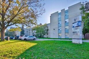 Rexlington Heights in Toronto, ON - Building Photo