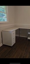 535 Valley Ln NE in Sandy Springs, GA - Building Photo - Building Photo