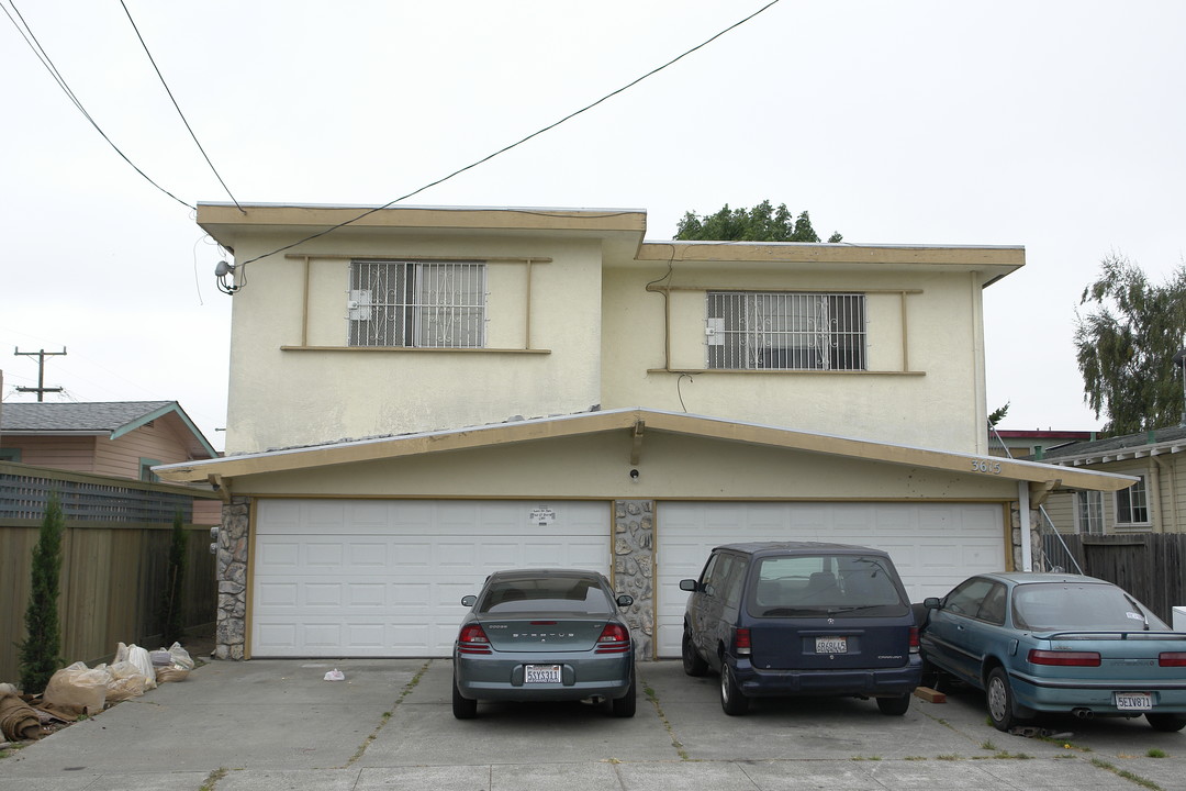 3615 Penniman Ave in Oakland, CA - Building Photo