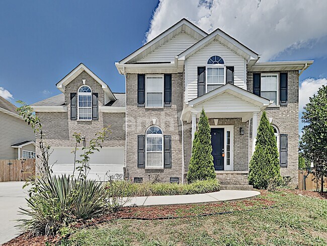 6013 Gallant Ln in Knoxville, TN - Building Photo - Building Photo