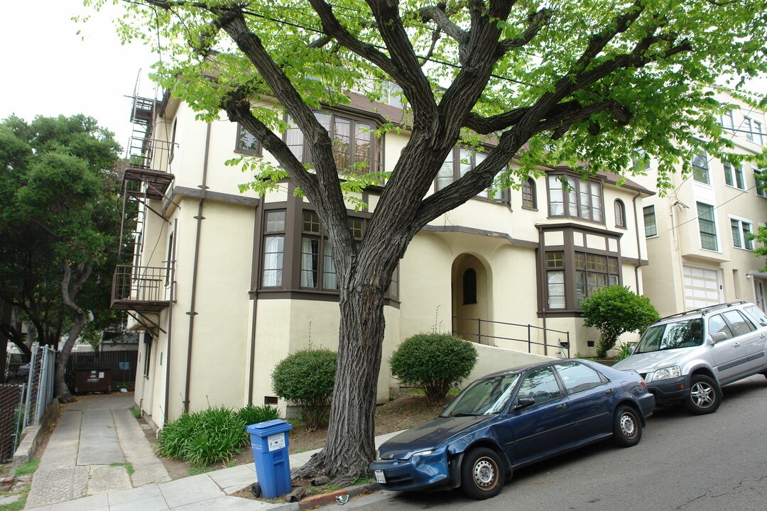 2317 Le Conte Ave in Berkeley, CA - Building Photo