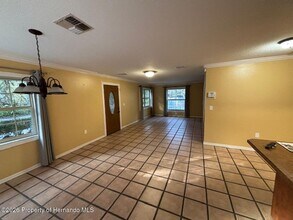 18816 Cimbora Dr in Spring Hill, FL - Building Photo - Building Photo