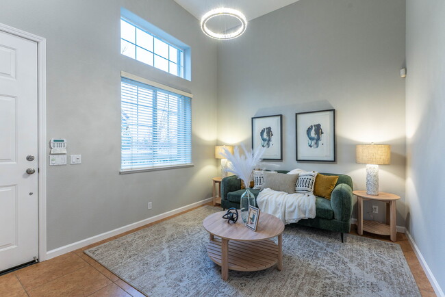 1070 Tourmaline Ter in Union City, CA - Building Photo - Building Photo