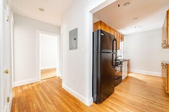 258 Chestnut Hill Ave, Unit 1 in Boston, MA - Foto de edificio - Building Photo