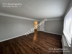 4594 Hamilton Ave-Unit -1 in Cincinnati, OH - Building Photo - Building Photo