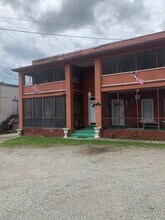 720 Indiana Ave, Unit B in Charleston, WV - Building Photo - Building Photo
