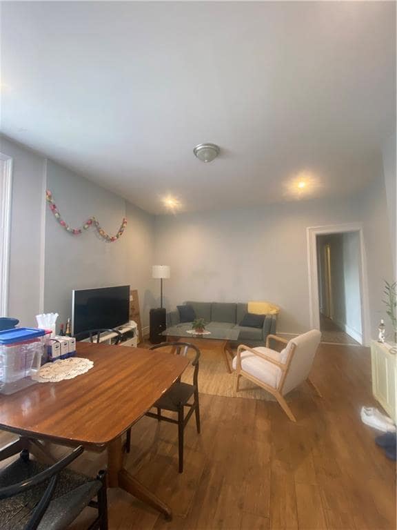346 Union Ave in Brooklyn, NY - Building Photo - Building Photo
