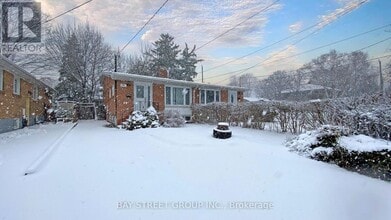 147 Roywood Dr in Toronto, ON - Building Photo - Building Photo