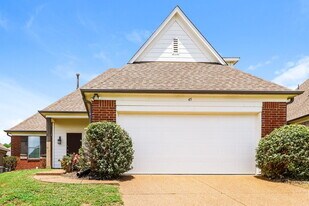 45 Willow Springs Ln in Oakland, TN - Building Photo