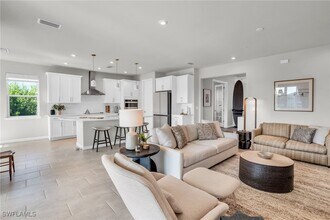 4595 Arboretum Cir in Naples, FL - Building Photo - Building Photo