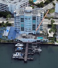 18000 N Bay Rd in Sunny Isles Beach, FL - Building Photo - Building Photo