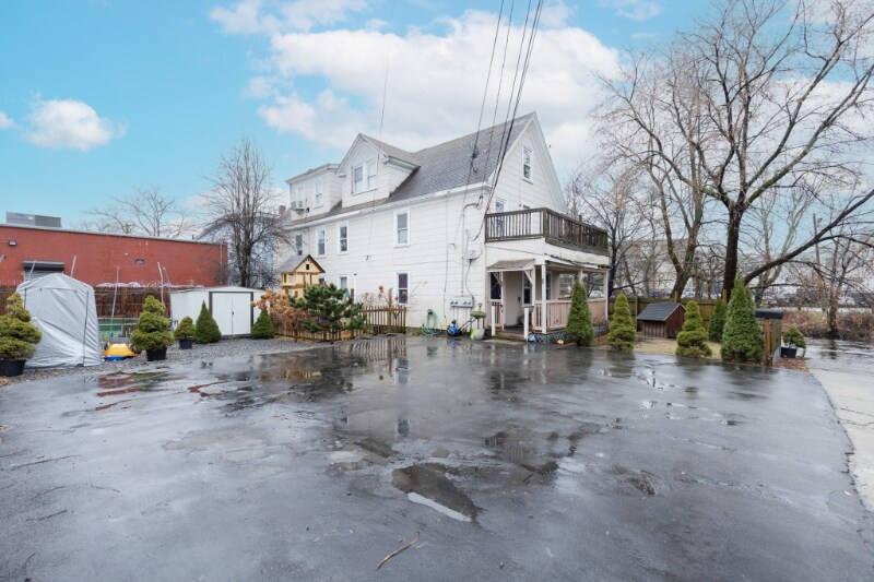5 Exchange St, Unit 2 in Lawrence, MA - Building Photo