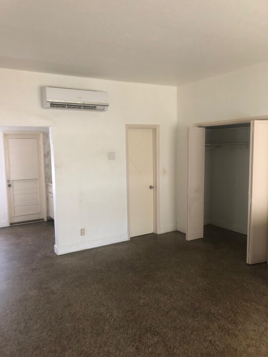 824 NE 4th St-Unit -6 in Fort Lauderdale, FL - Building Photo