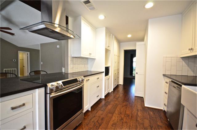 11346 Angelique Dr