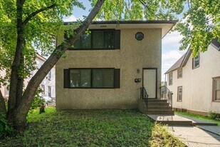 1715 Adams St NE, Unit 1 in Minneapolis, MN - Building Photo