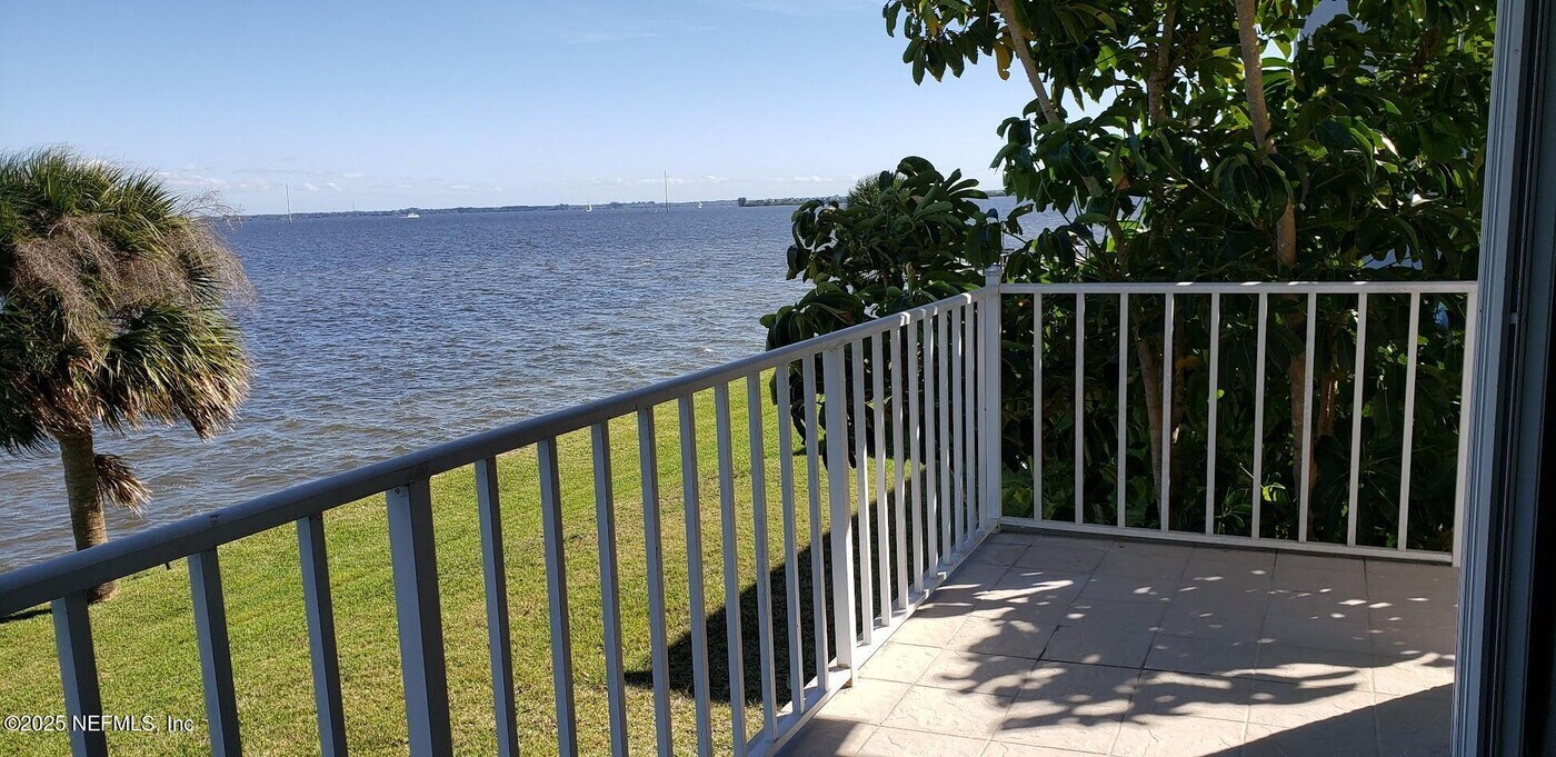 6850 US-1 in Cocoa, FL - Building Photo