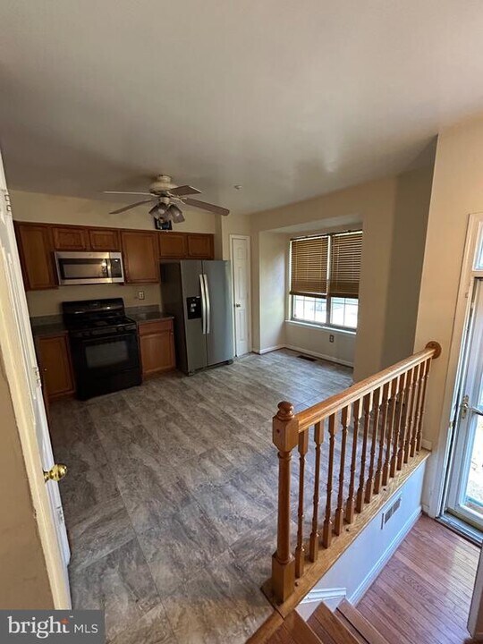 917 Dunloring Ct in Upper Marlboro, MD - Foto de edificio