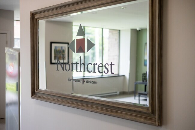 Place Northcrest in Montréal, QC - Building Photo - Building Photo