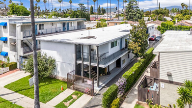 14317 Haynes St in Van Nuys, CA - Building Photo - Primary Photo